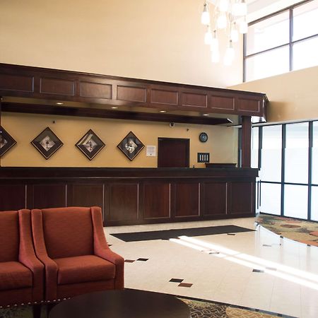 Radisson Hotel Detroit-Farmington Hills Extérieur photo