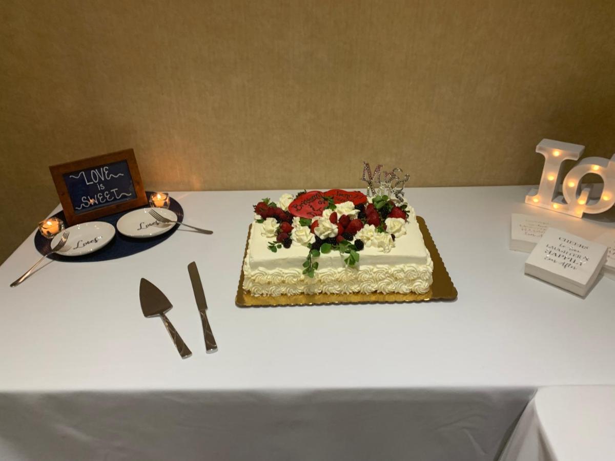 Radisson Hotel Detroit-Farmington Hills Extérieur photo