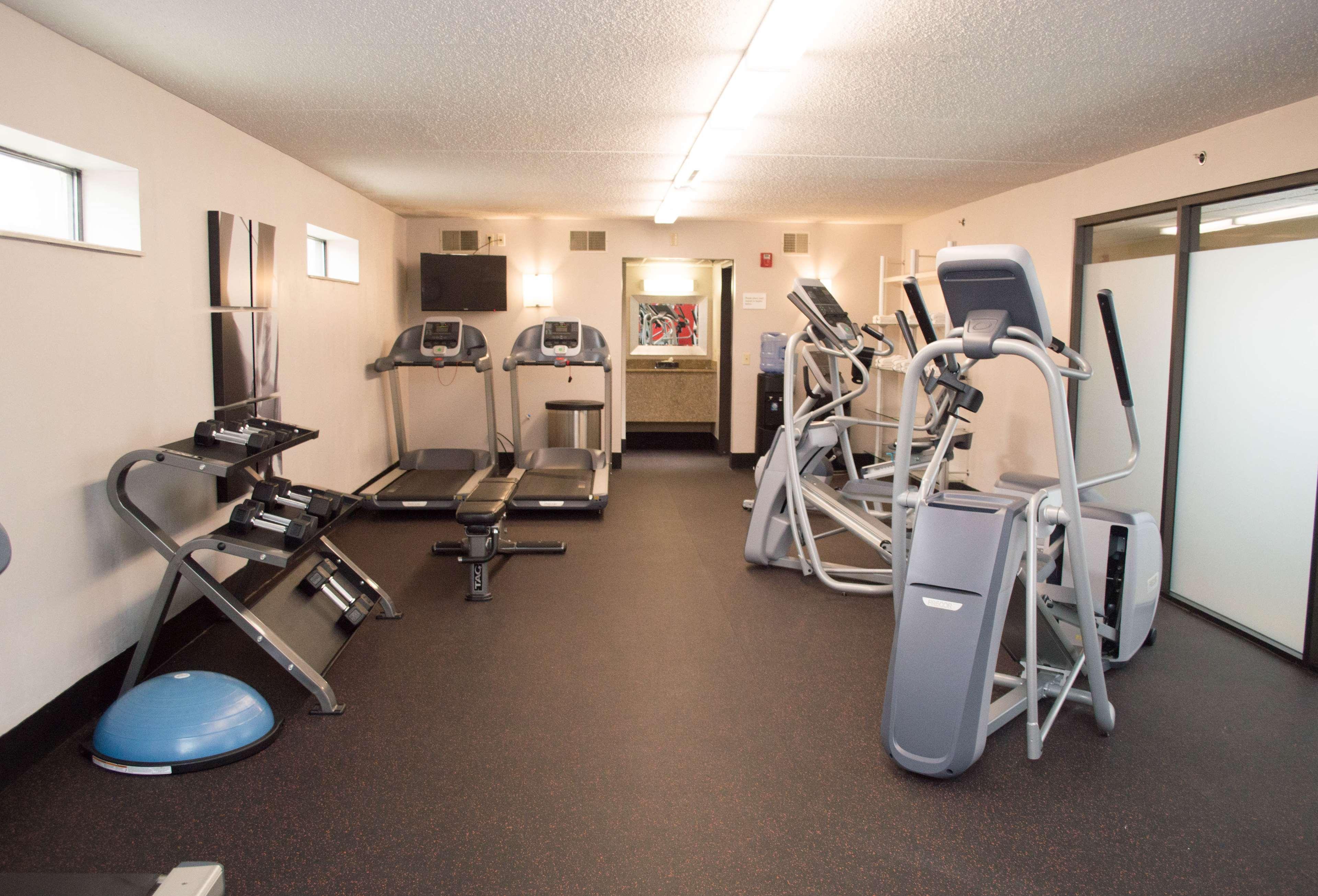 Radisson Hotel Detroit-Farmington Hills Extérieur photo