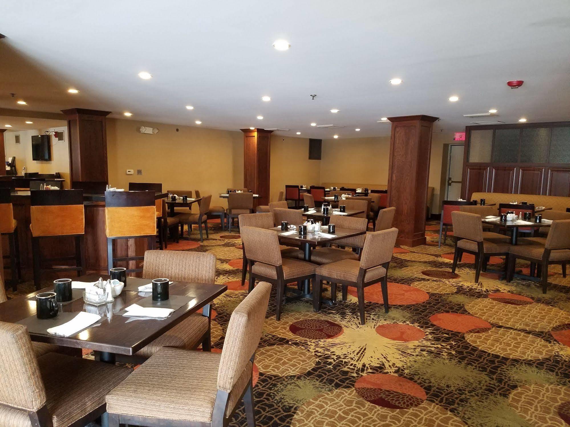 Radisson Hotel Detroit-Farmington Hills Extérieur photo