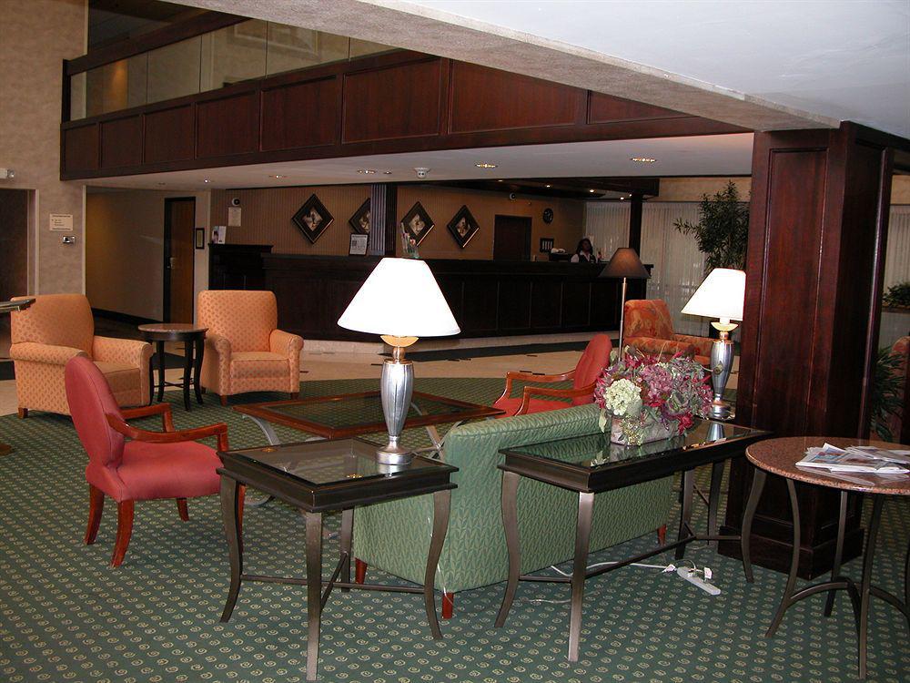 Radisson Hotel Detroit-Farmington Hills Extérieur photo